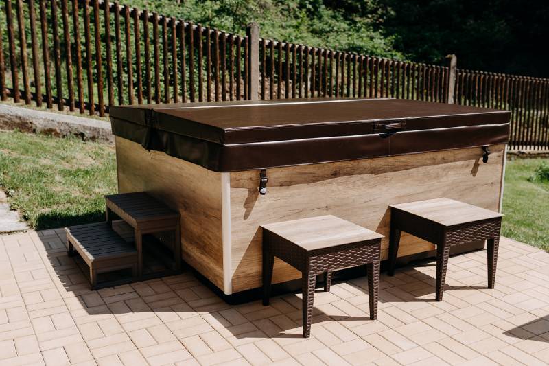 Spa Onyx rigide, à Embrun Hautes-Alpes (05)