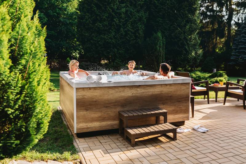 Vente spa, Almandine Holl's Haut de gammes Hautes-Alpes 05