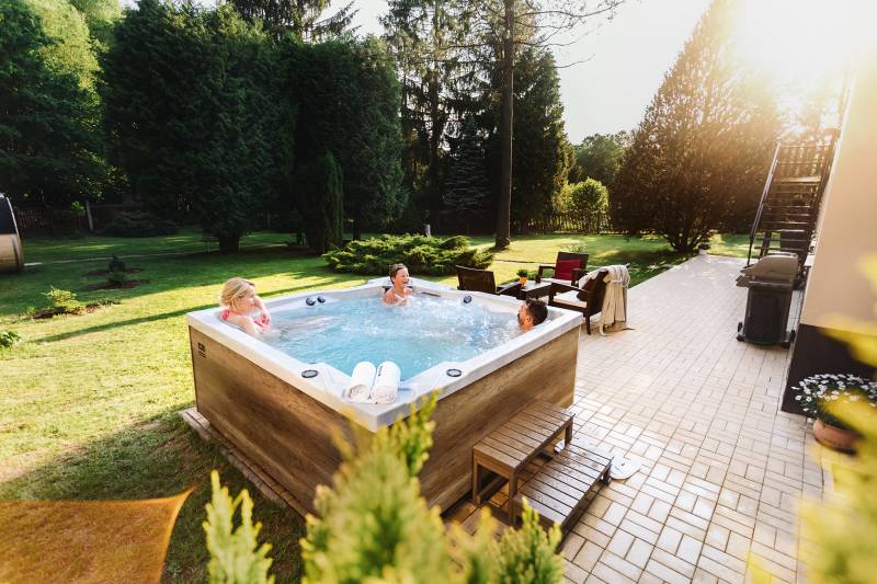 Spa Onyx rigide, à Embrun Hautes-Alpes (05)