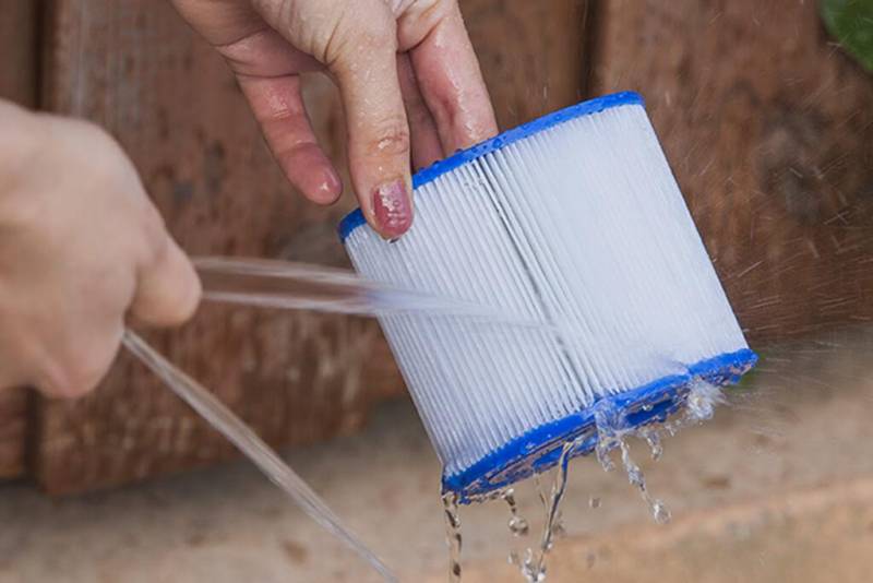 Mon spa gonflable ne filtre pas ou pas assez à mon goût