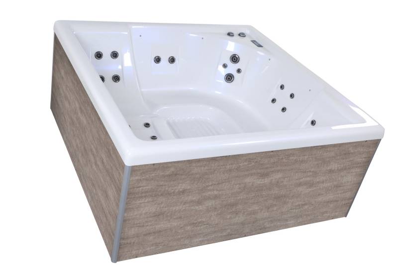 Spa rigide avec technologie plug and play installation rapide 5 places modèle square avec LED et garantie 10 ans à Digne les Bains dans le 04