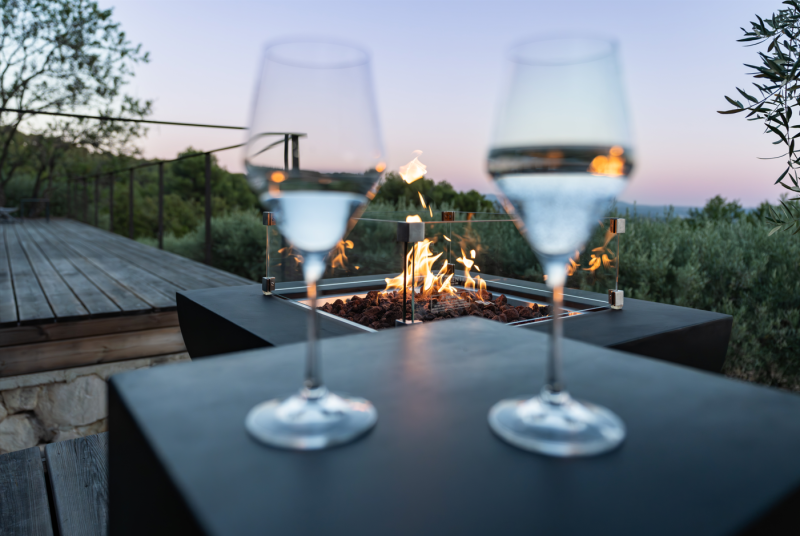 Ce brasero est idéal pour créer une ambiance feutrée à votre extérieur à Gap 05 