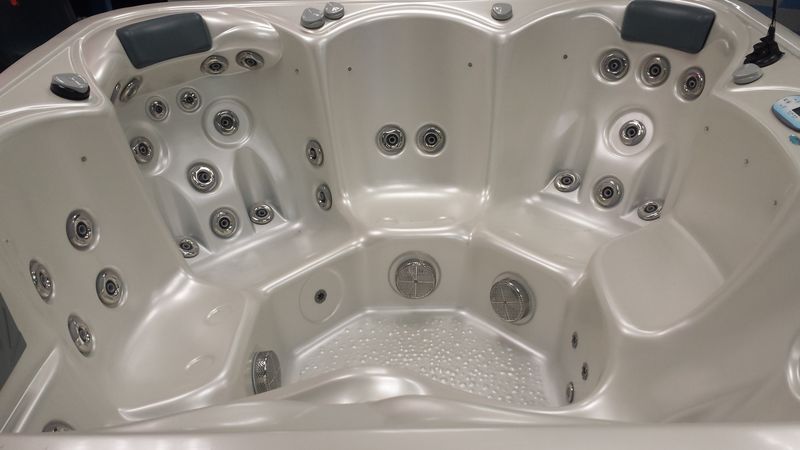 Spa pas cher enterré à Manosque 04