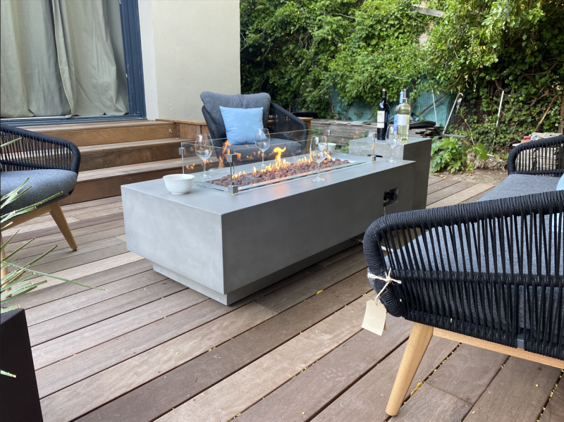 Vente de brasero décoratif à gaz à Pertuis 84 style table basse avec pierres de lave 