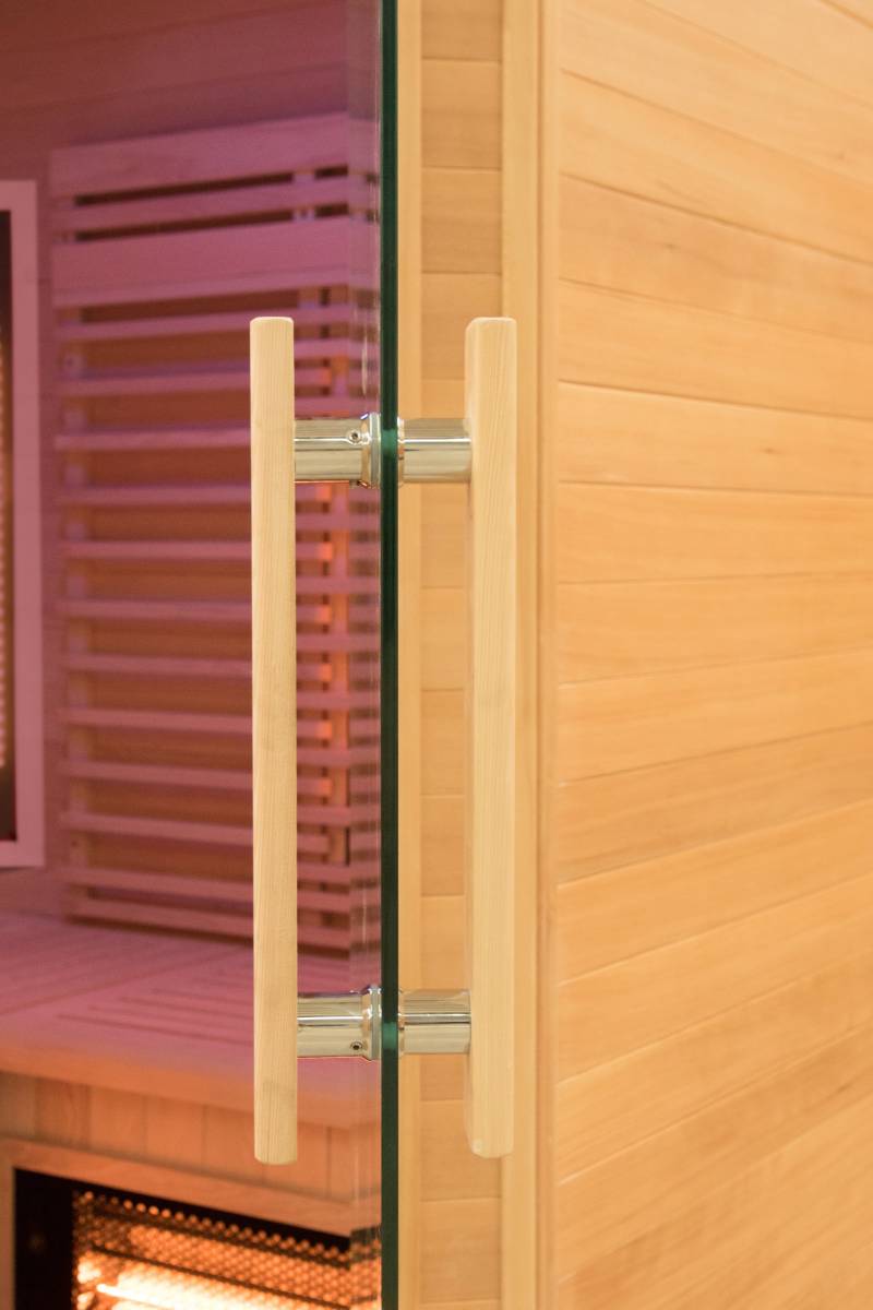 Détail de finition haut de gamme de la cabine infrarouge en épicéa du Canada à Sisteron