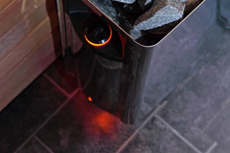 Poêle électrique pour sauna avec boutons rétroéclairés à Dignes les Bains 04000