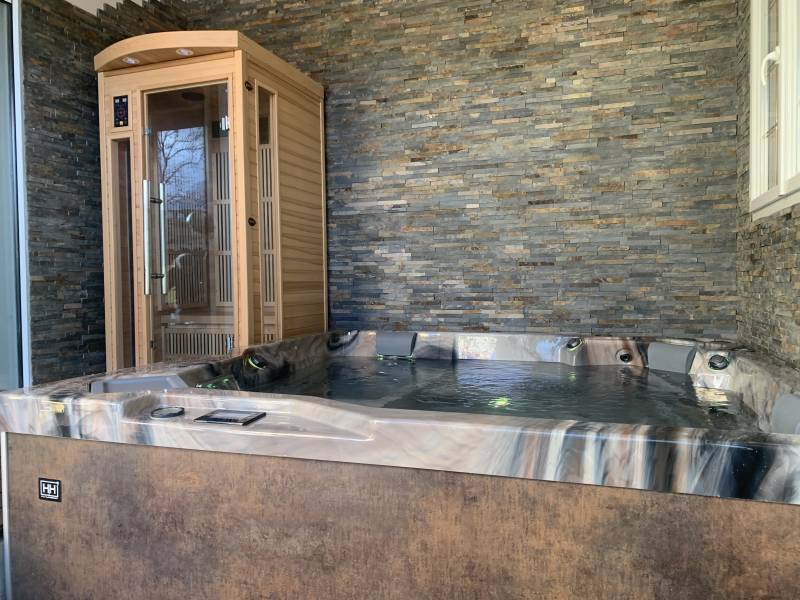 Expérience sensorielle complète avec le spa Spa accrylique Almandine Oka 5 et le sauna infrarouge à Gap 05