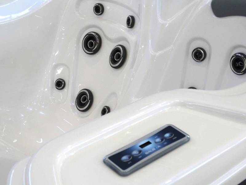 Spa Balboa holl's, à Annot 04 Alpes-de-Haute-Provence